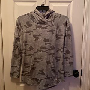 LULAROE AMBER HOODIE